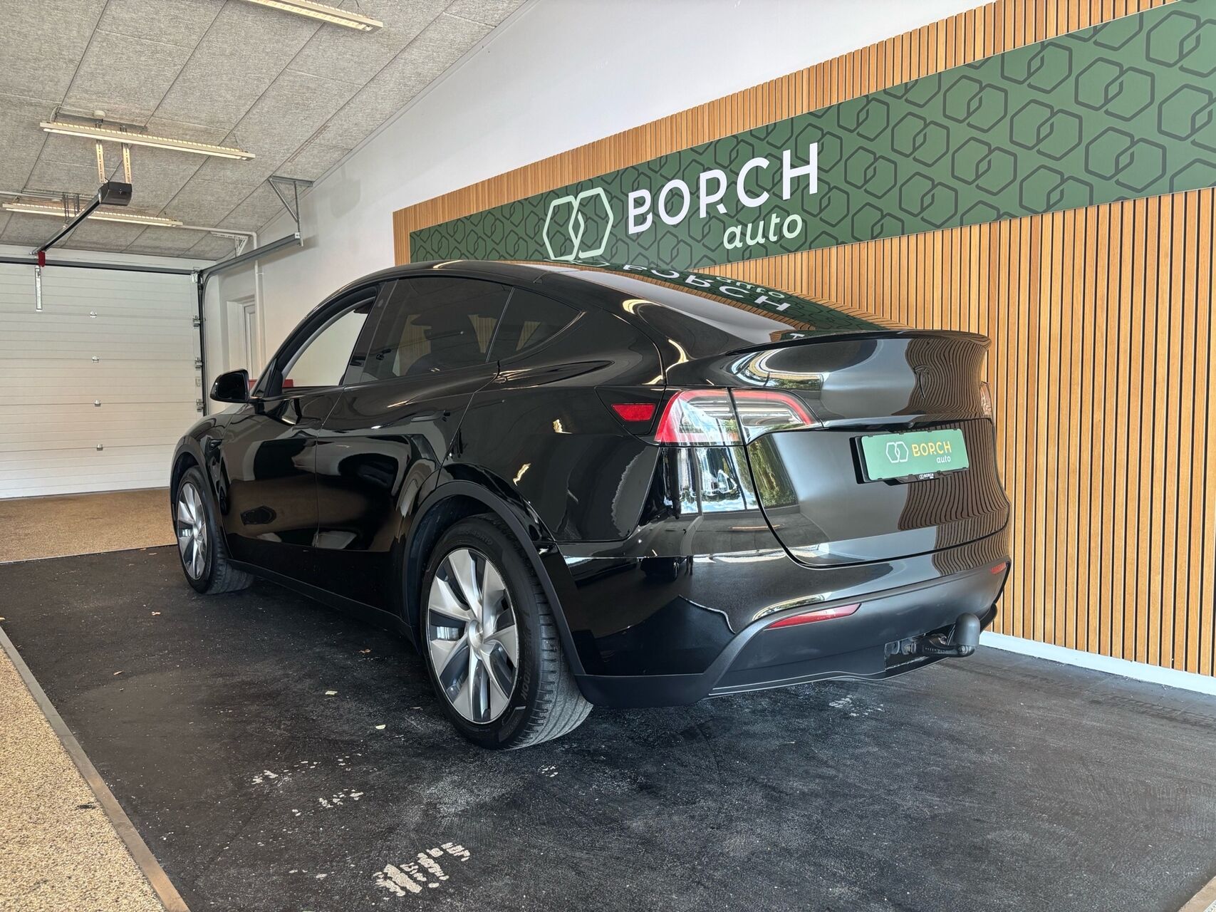 Billede af Tesla Model Y EL RWD 299HK 5d Aut.