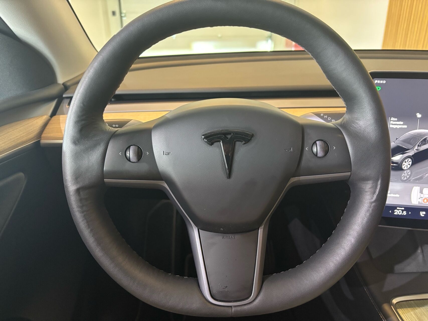 Billede af Tesla Model Y EL RWD 299HK 5d Aut.