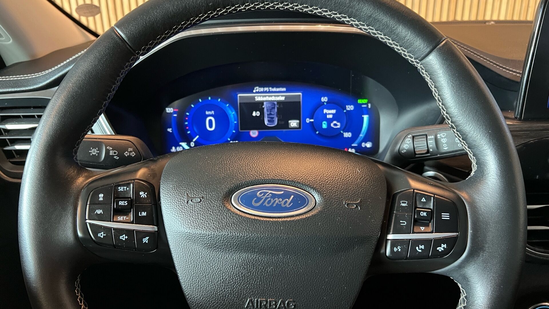 Billede af Ford Kuga 2,5 Plugin-hybrid Vignale CVT 225HK 5d Trinl. Gear