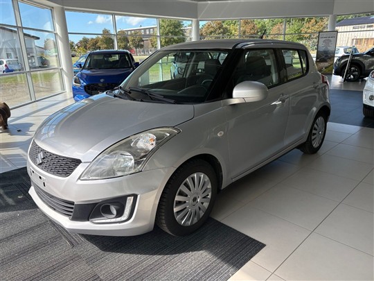 Suzuki Swift 1,2 Dualjet 16V Club 90HK 5d