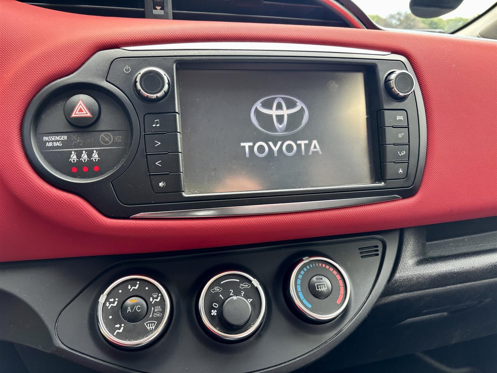 Billede af Toyota Yaris 1,3 VVT-I Style Edition 100HK 5d 6g