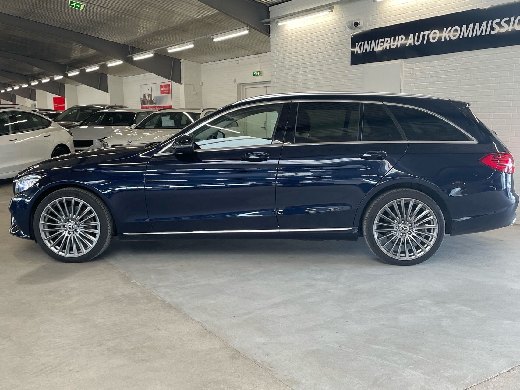 Billede af Mercedes-Benz C300 de T 2,0 CDI  Plugin-hybrid Progressive 9G-Tronic 306HK Stc Aut.
