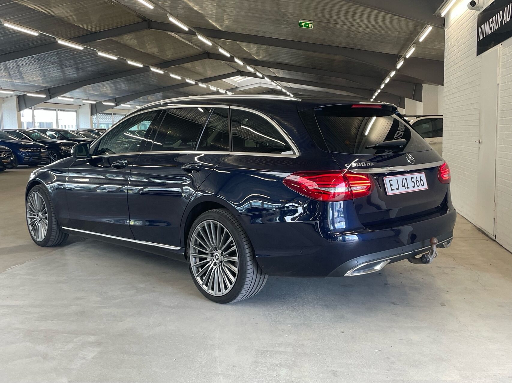 Billede af Mercedes-Benz C300 de T 2,0 CDI  Plugin-hybrid Progressive 9G-Tronic 306HK Stc Aut.