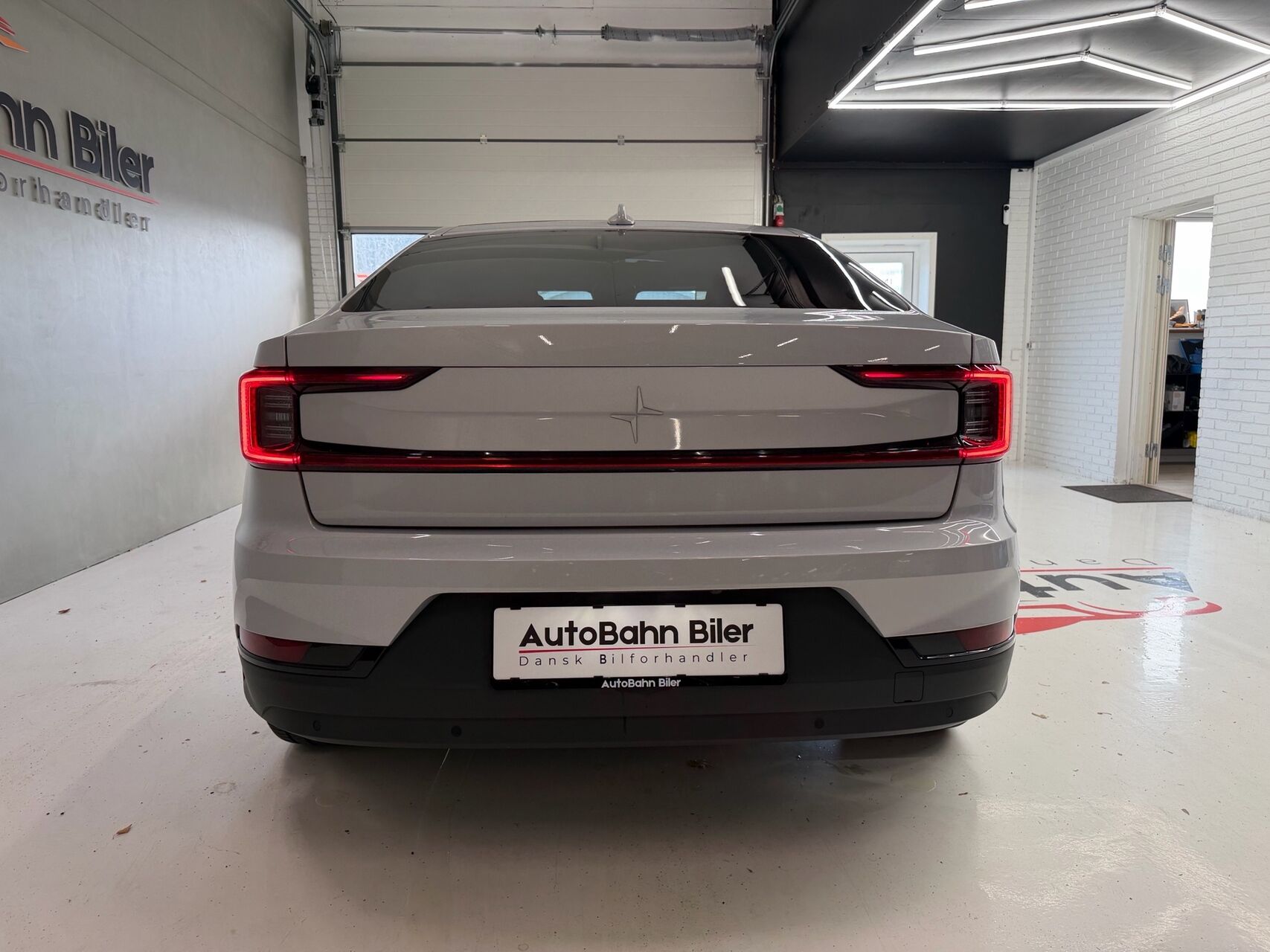 Billede af Polestar 2 EL Long range Single motor Plus 231HK 5d Aut.