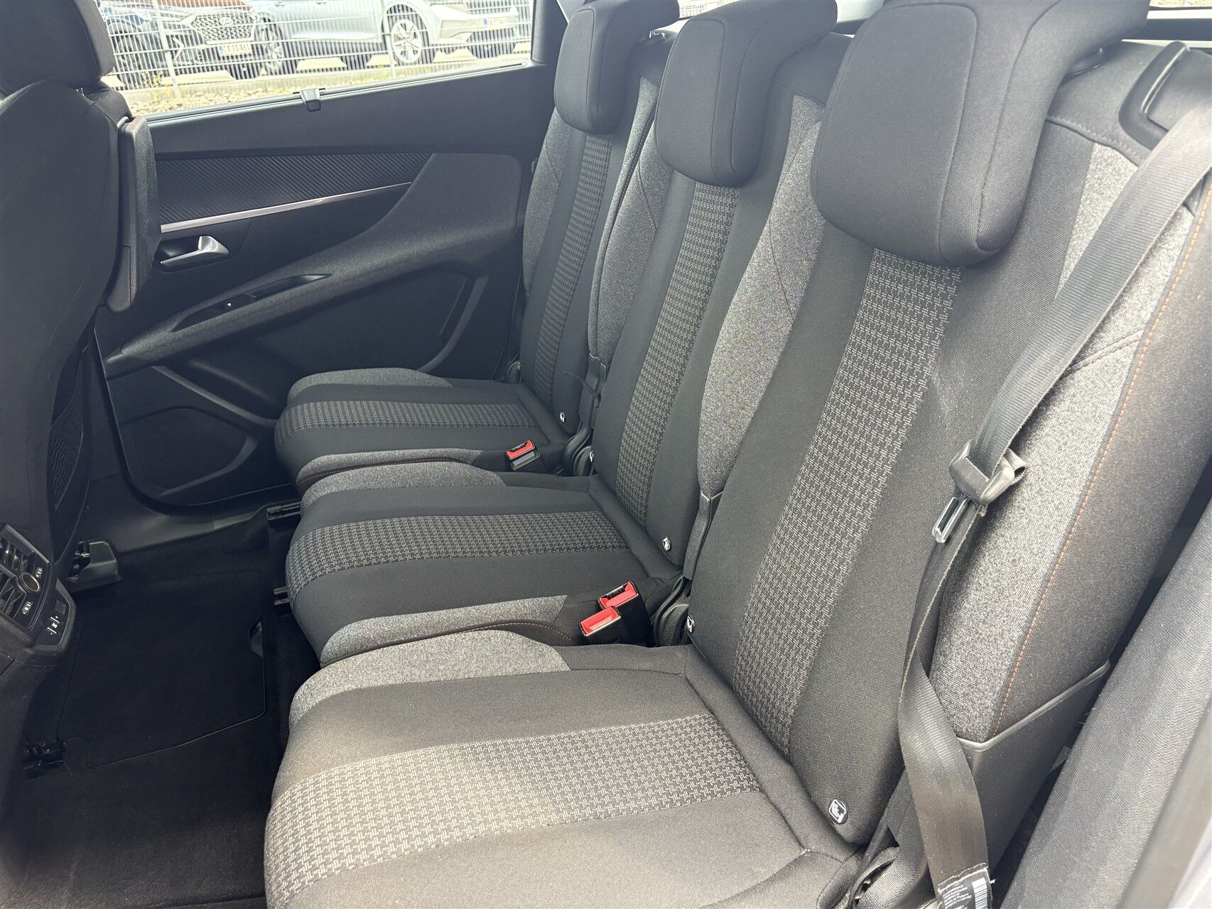 Billede af Peugeot 5008 1,2 e-THP Strike 130HK 5d