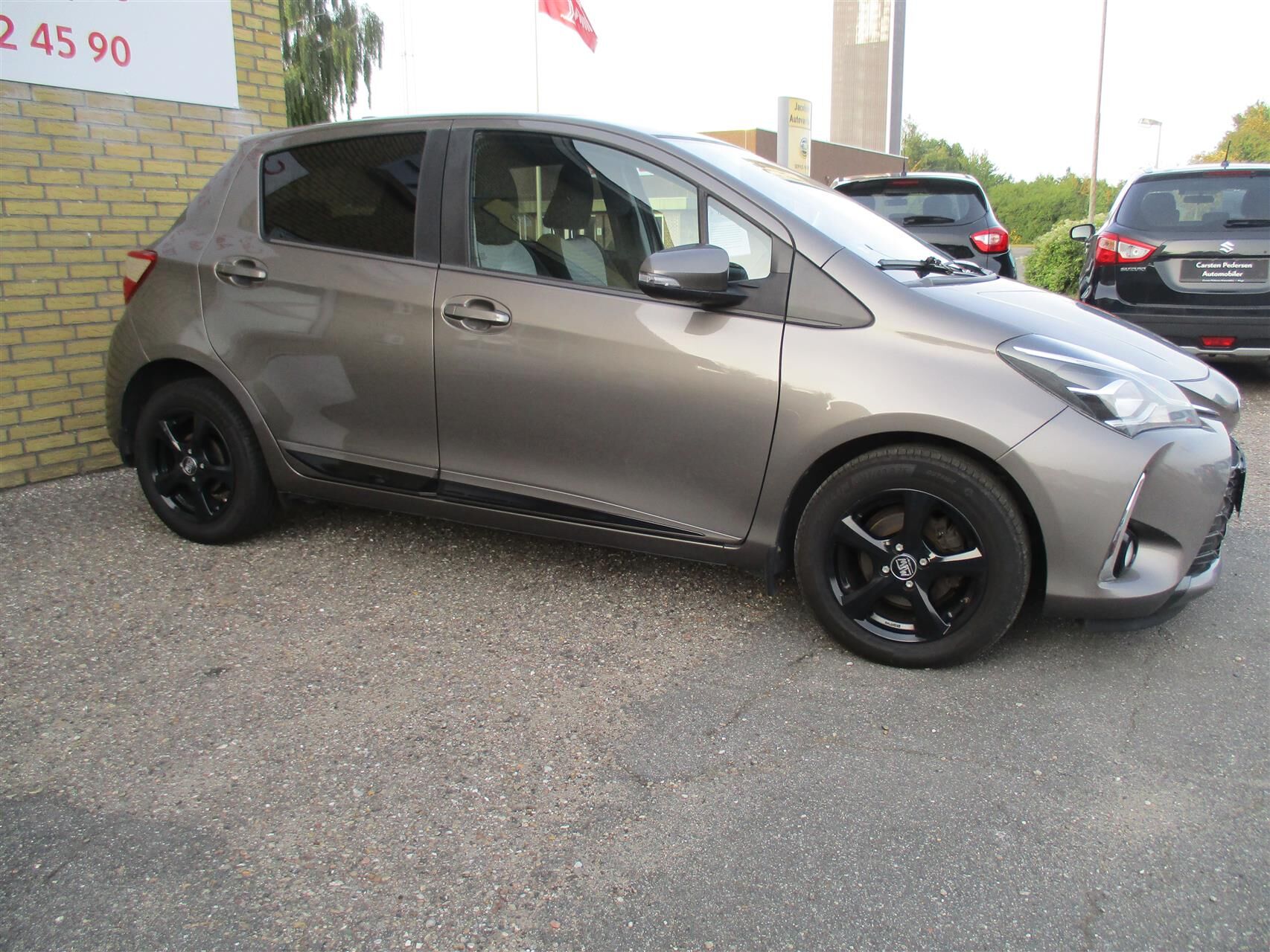 Billede af Toyota Yaris 1,5 VVT-I T2 Limited 111HK 5d 6g