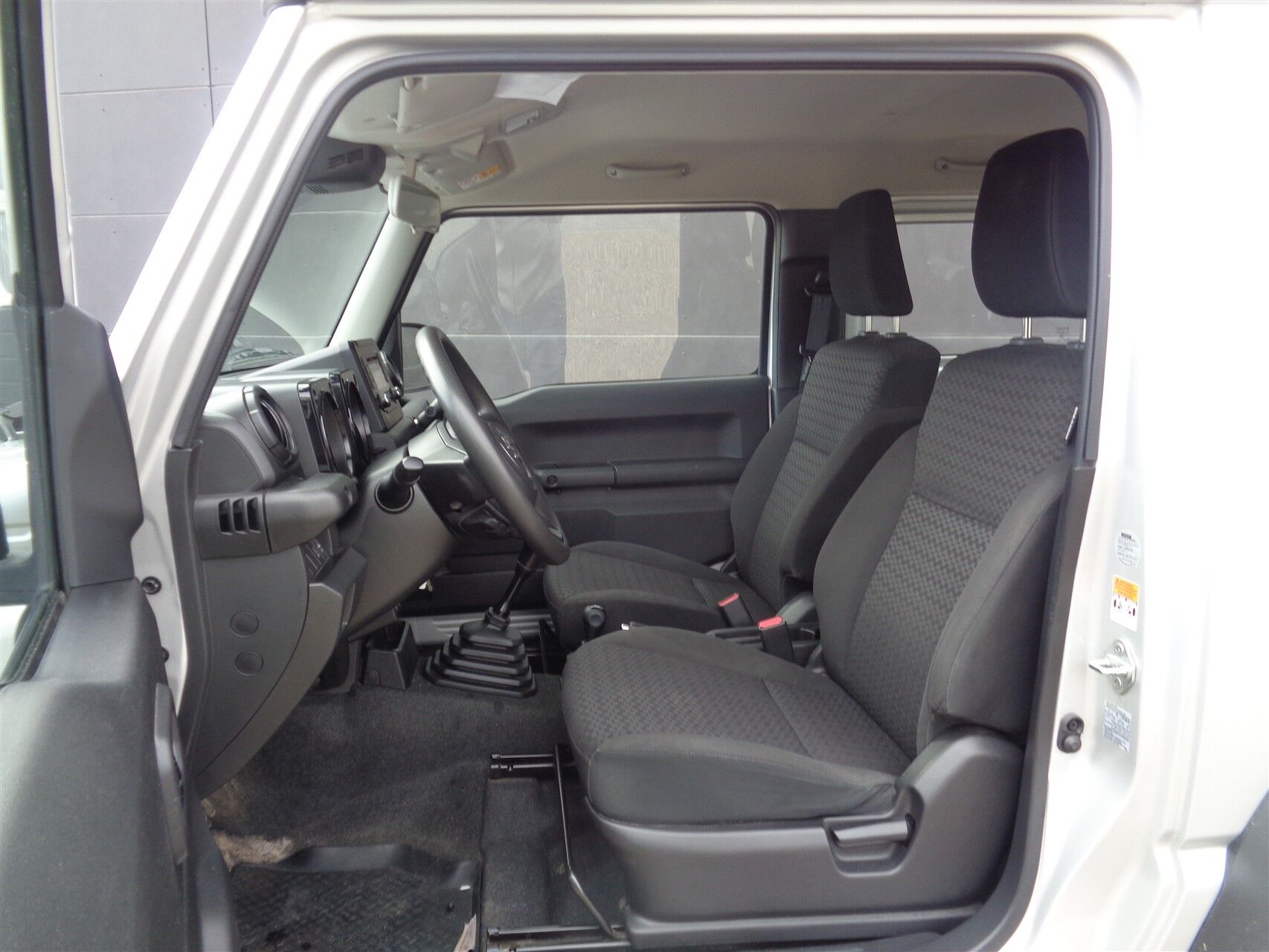 Billede af Suzuki Jimny 1,5 Active AllGrip 102HK 3d