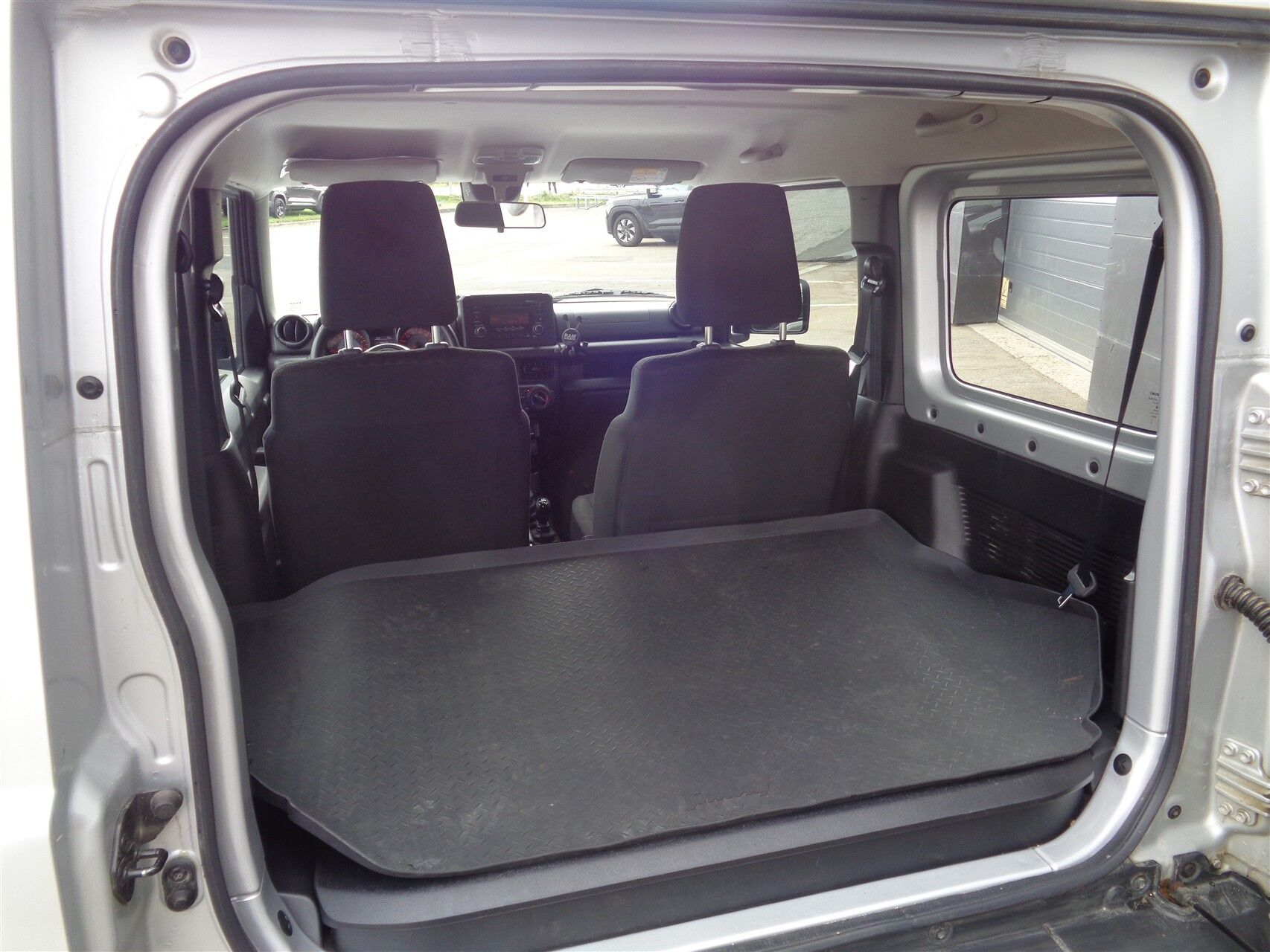 Billede af Suzuki Jimny 1,5 Active AllGrip 102HK 3d