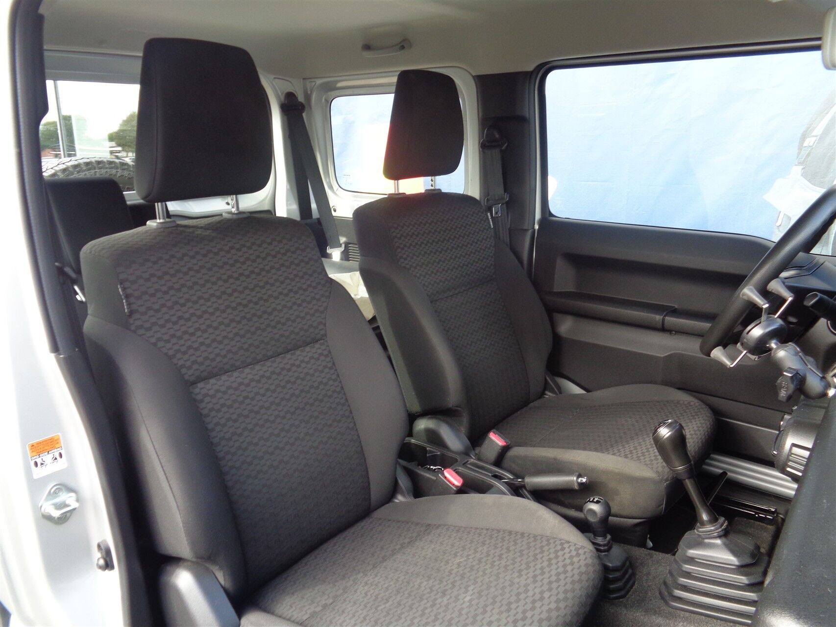 Billede af Suzuki Jimny 1,5 Active AllGrip 102HK 3d