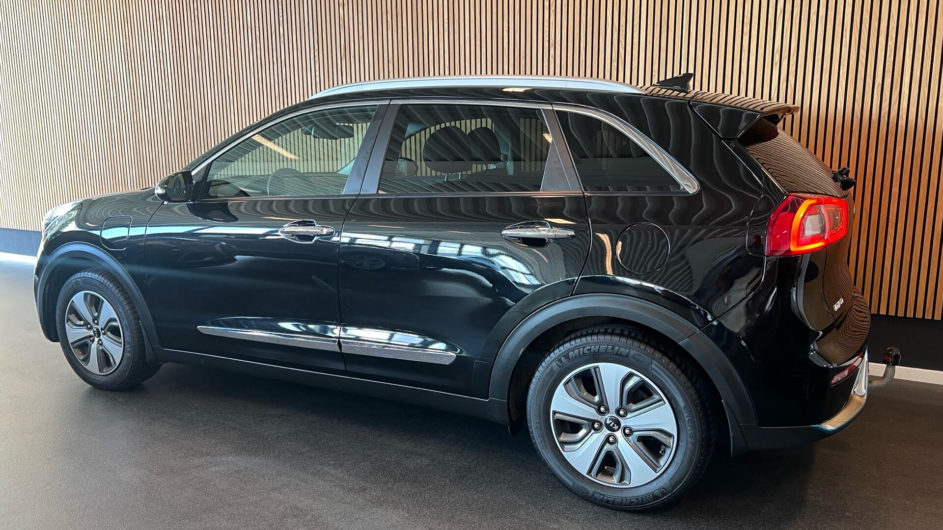 Billede af Kia Niro 1,6 GDI PHEV  Plugin-hybrid Comfort DCT 141HK 5d 6g Aut.
