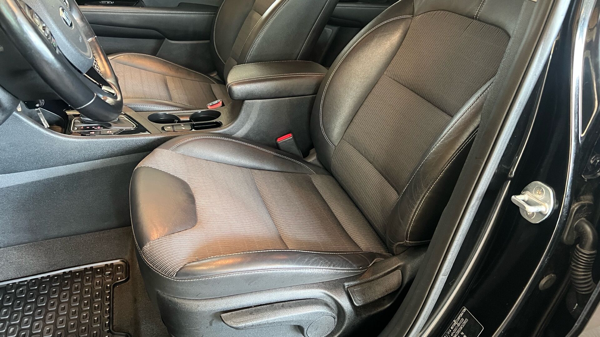 Billede af Kia Niro 1,6 GDI PHEV  Plugin-hybrid Comfort DCT 141HK 5d 6g Aut.