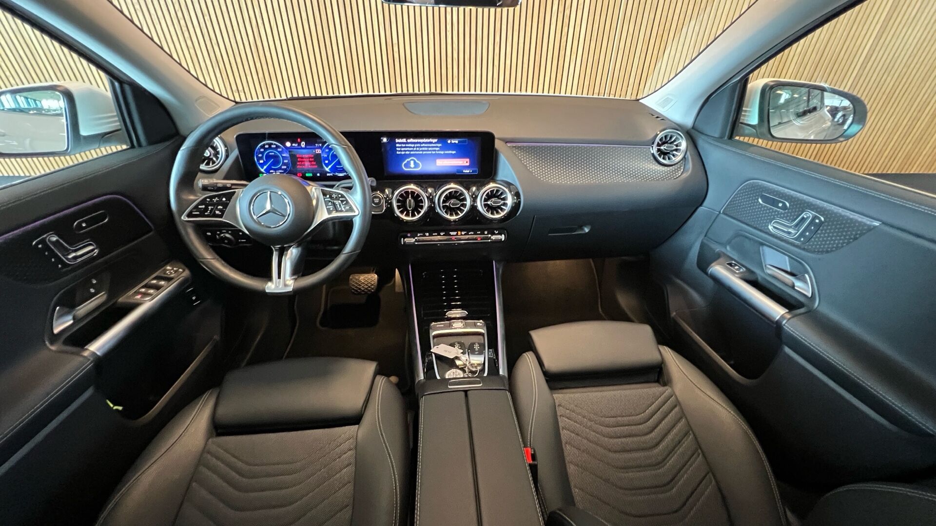Billede af Mercedes-Benz EQA 250+ EL Progressive 190HK 5d Aut.