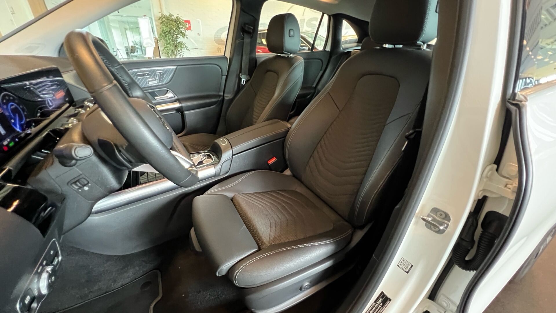 Billede af Mercedes-Benz EQA 250+ EL Progressive 190HK 5d Aut.