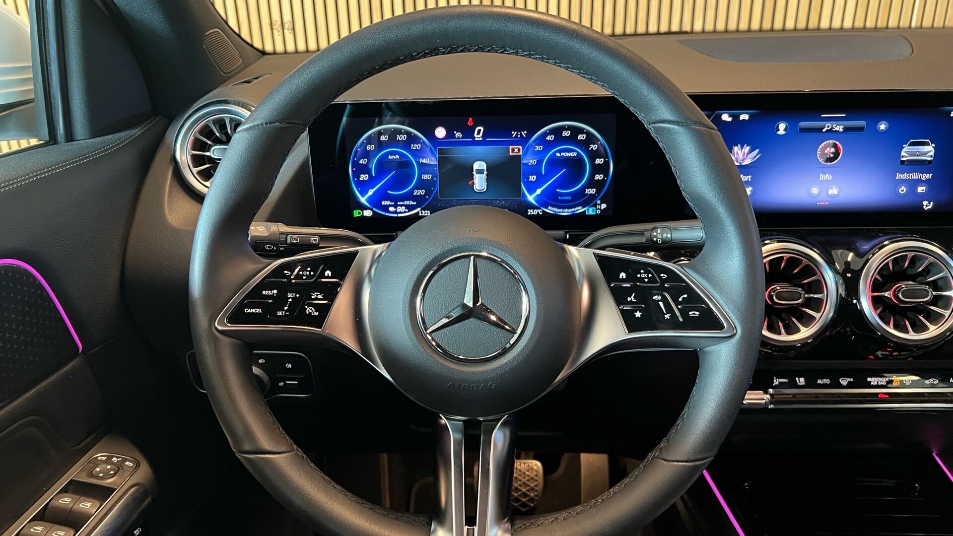 Billede af Mercedes-Benz EQA 250+ EL Progressive 190HK 5d Aut.