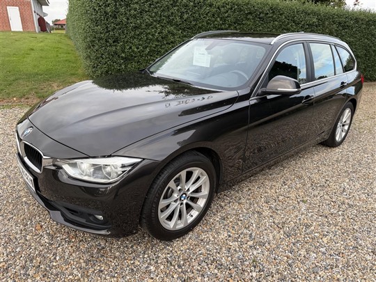BMW 330d Touring 3,0 D Steptronic 258HK Stc 8g Aut.