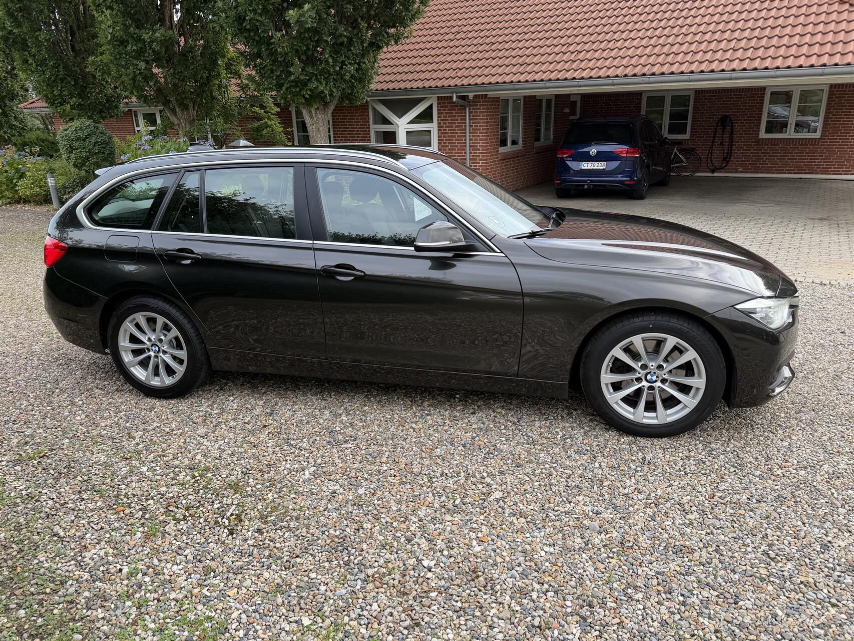 Billede af BMW 330d Touring 3,0 D Steptronic 258HK Stc 8g Aut.