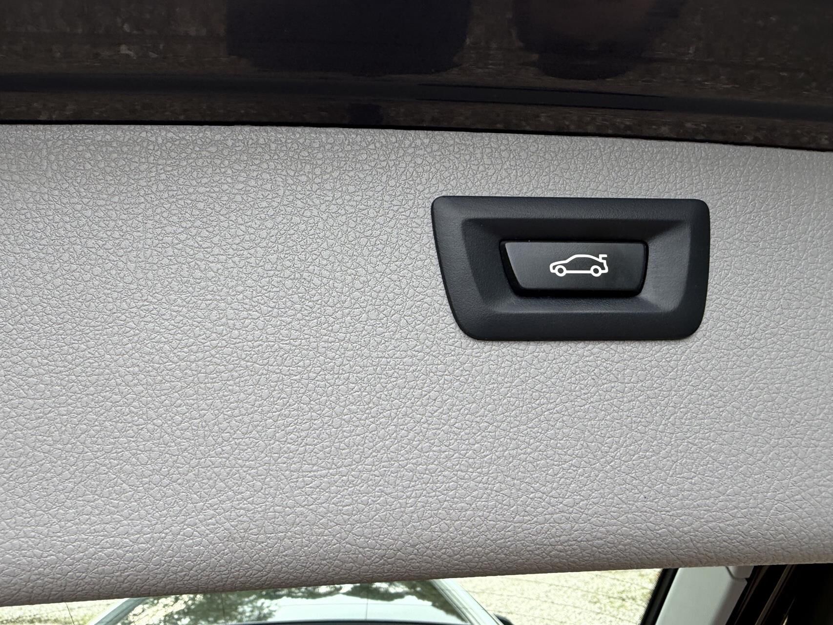 Billede af BMW 330d Touring 3,0 D Steptronic 258HK Stc 8g Aut.