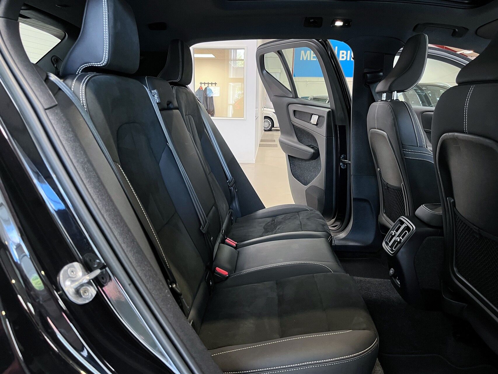 Billede af Volvo XC40 P8 Recharge Twin Ultimate AWD 408HK 5d Aut.