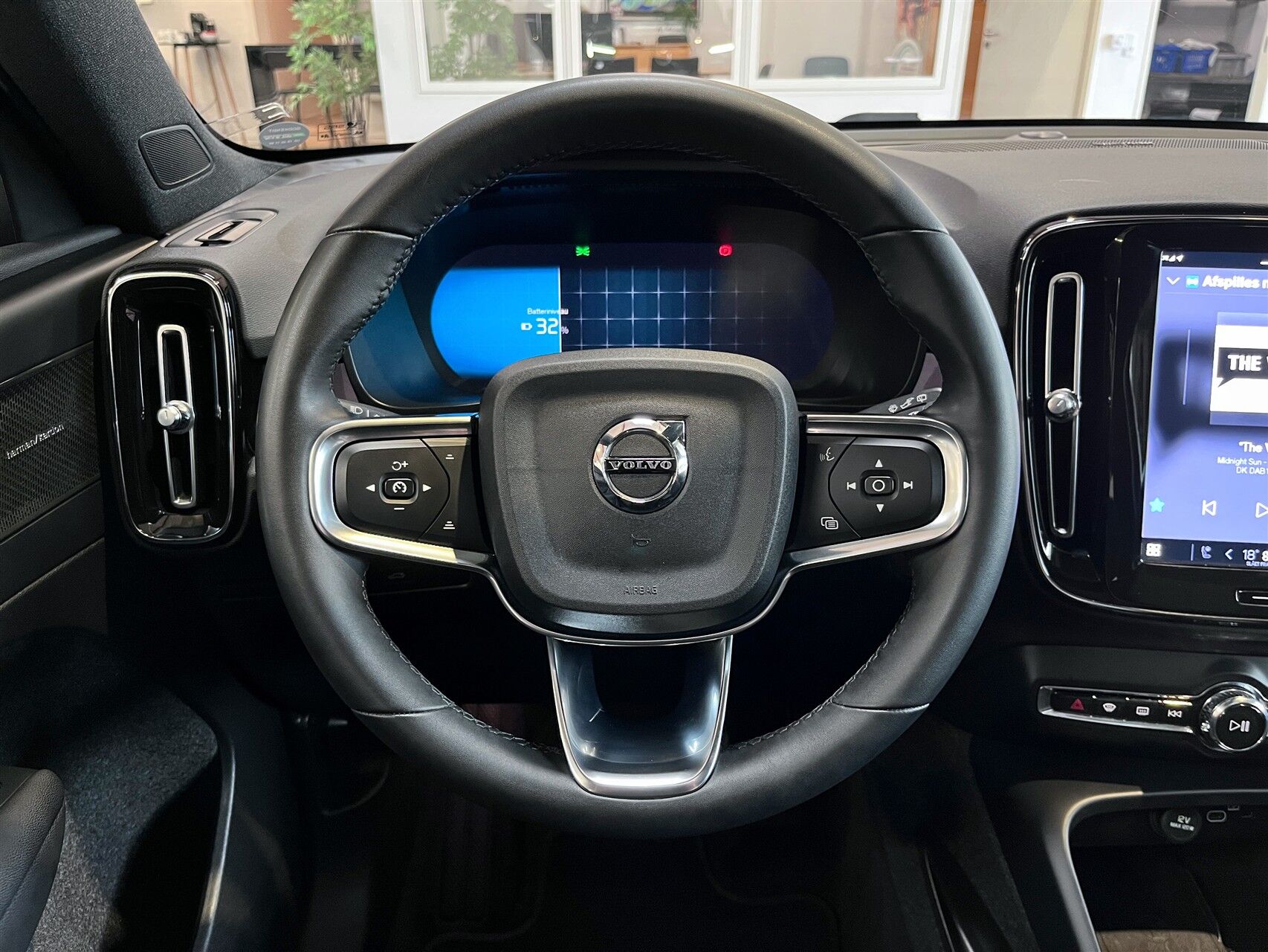 Billede af Volvo XC40 P8 Recharge Twin Ultimate AWD 408HK 5d Aut.