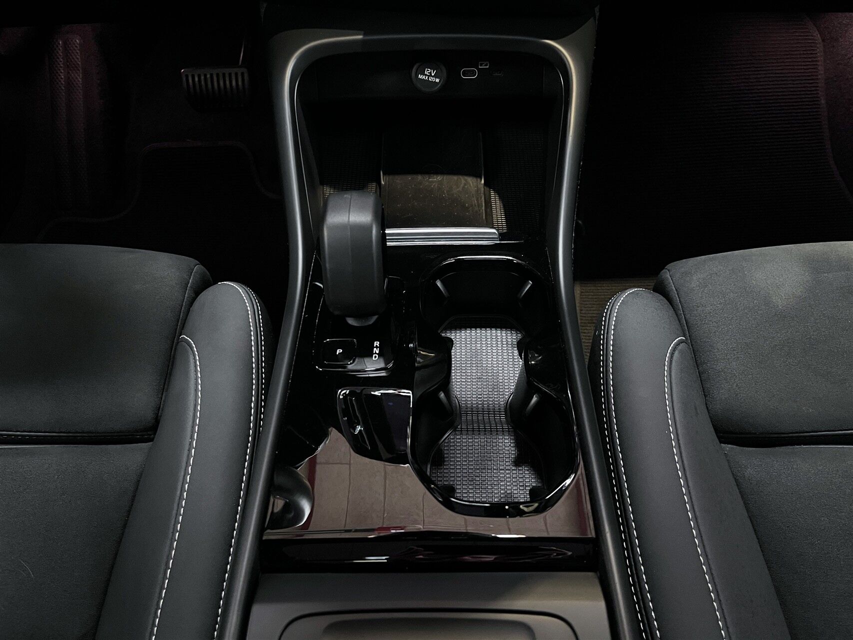 Billede af Volvo XC40 P8 Recharge Twin Ultimate AWD 408HK 5d Aut.
