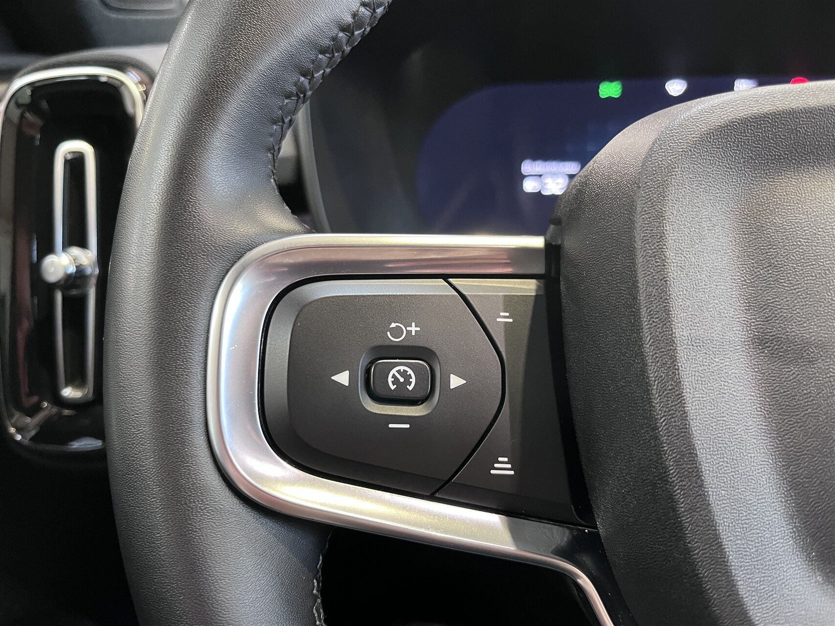 Billede af Volvo XC40 P8 Recharge Twin Ultimate AWD 408HK 5d Aut.