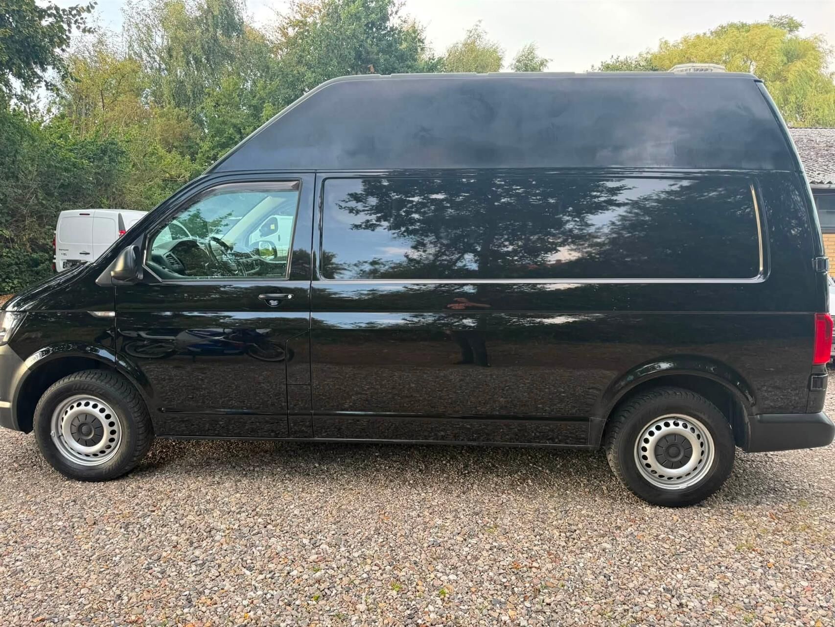 Billede af VW Transporter Lang 2,0 TDI BMT 3ton 4Motion DSG 150HK Van 7g Aut.