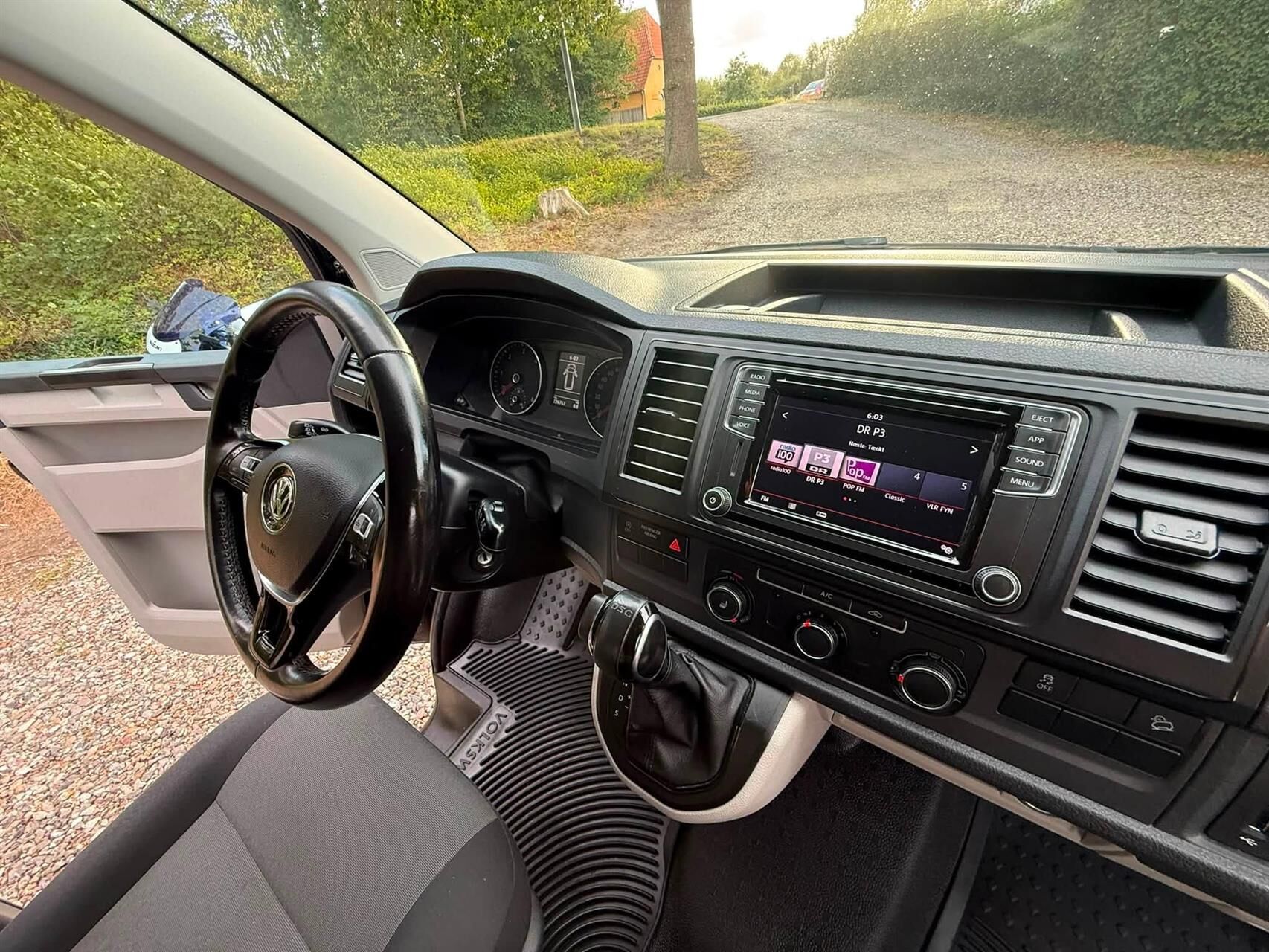 Billede af VW Transporter Lang 2,0 TDI BMT 3ton 4Motion DSG 150HK Van 7g Aut.