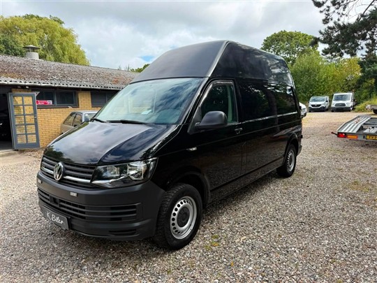 VW Transporter Lang 2,0 TDI BMT 3ton 4Motion DSG 150HK Van 7g Aut.