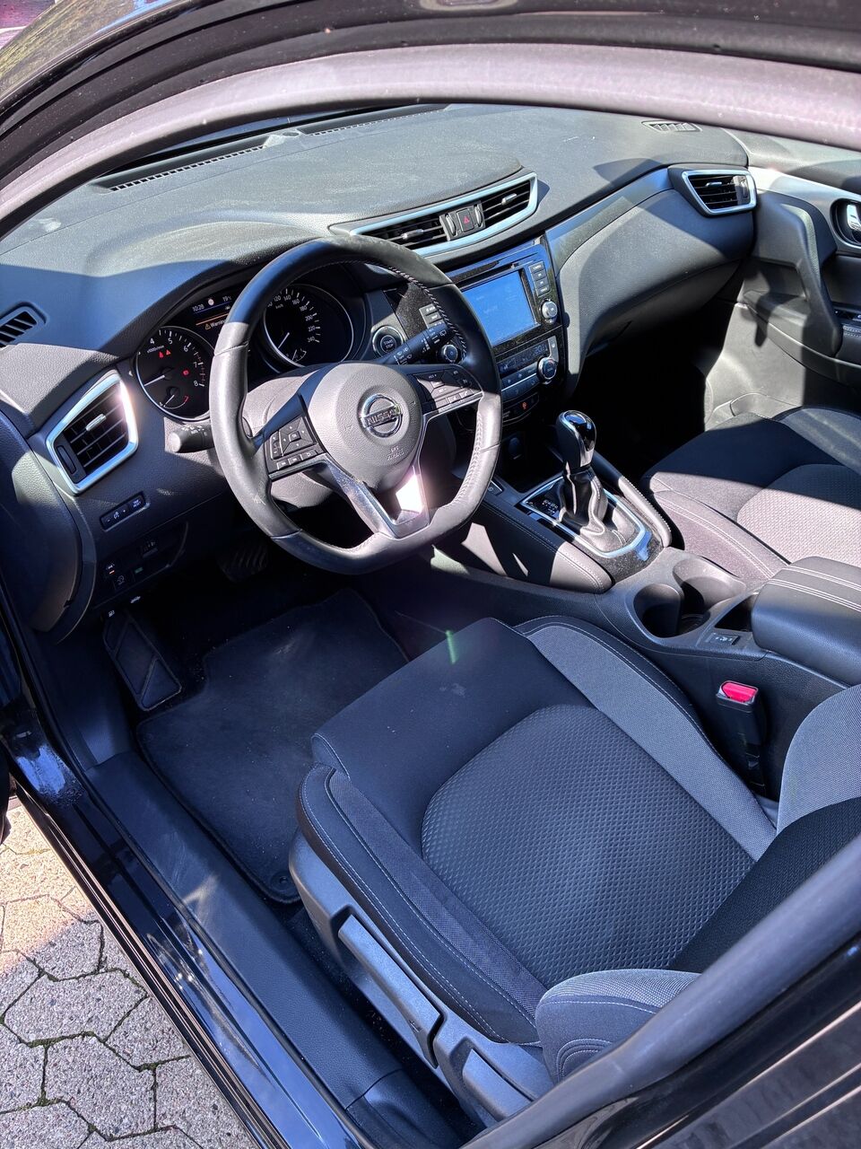 Billede af Nissan Qashqai 1,3 Dig-T N-Connecta NNC Display DCT 160HK 5d 7g Aut.