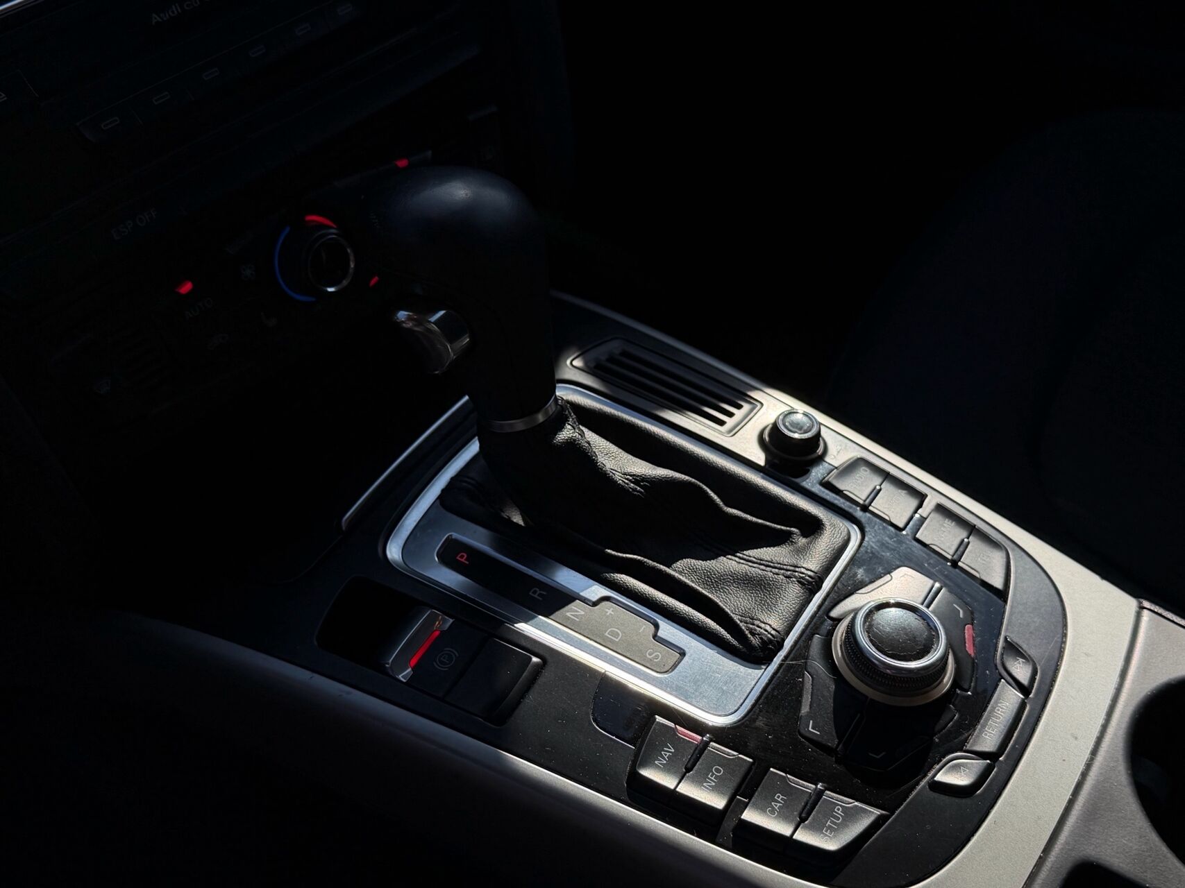 Billede af Audi A4 Avant 2,0 TDI DPF Multitr. 143HK Stc Aut.