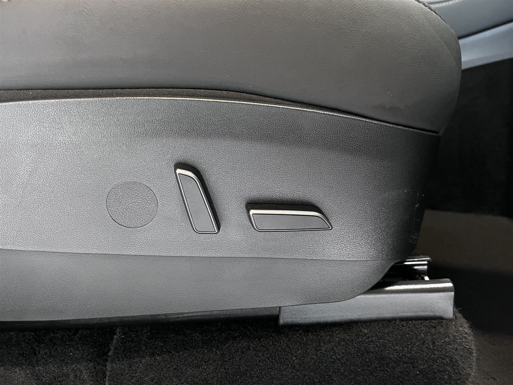 Billede af Tesla Model Y EL RWD 299HK 5d Aut.