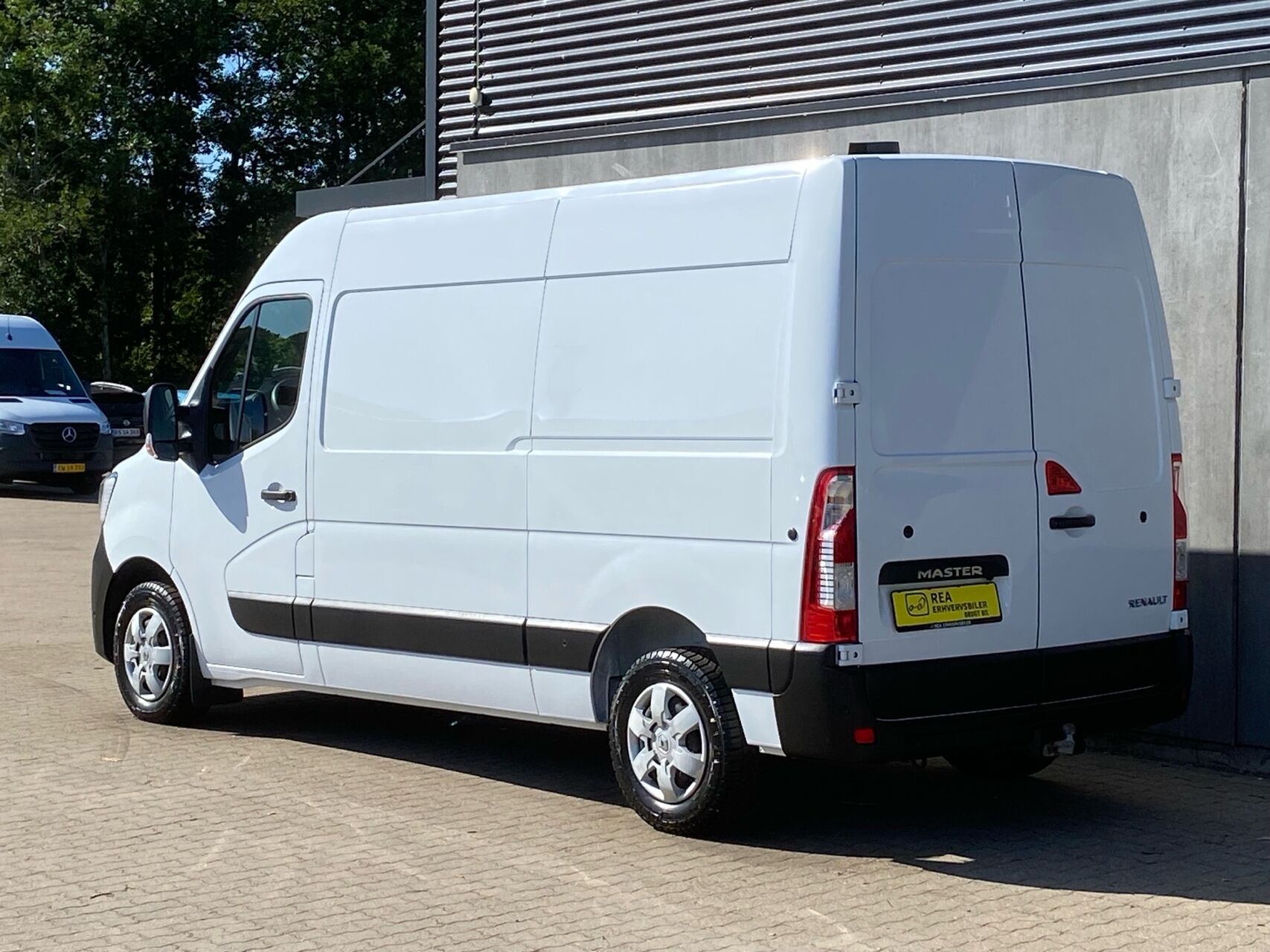 Billede af Renault Master T33 L2H2 2,3 DCI TwinTurbo start/stop 150HK Van 6g