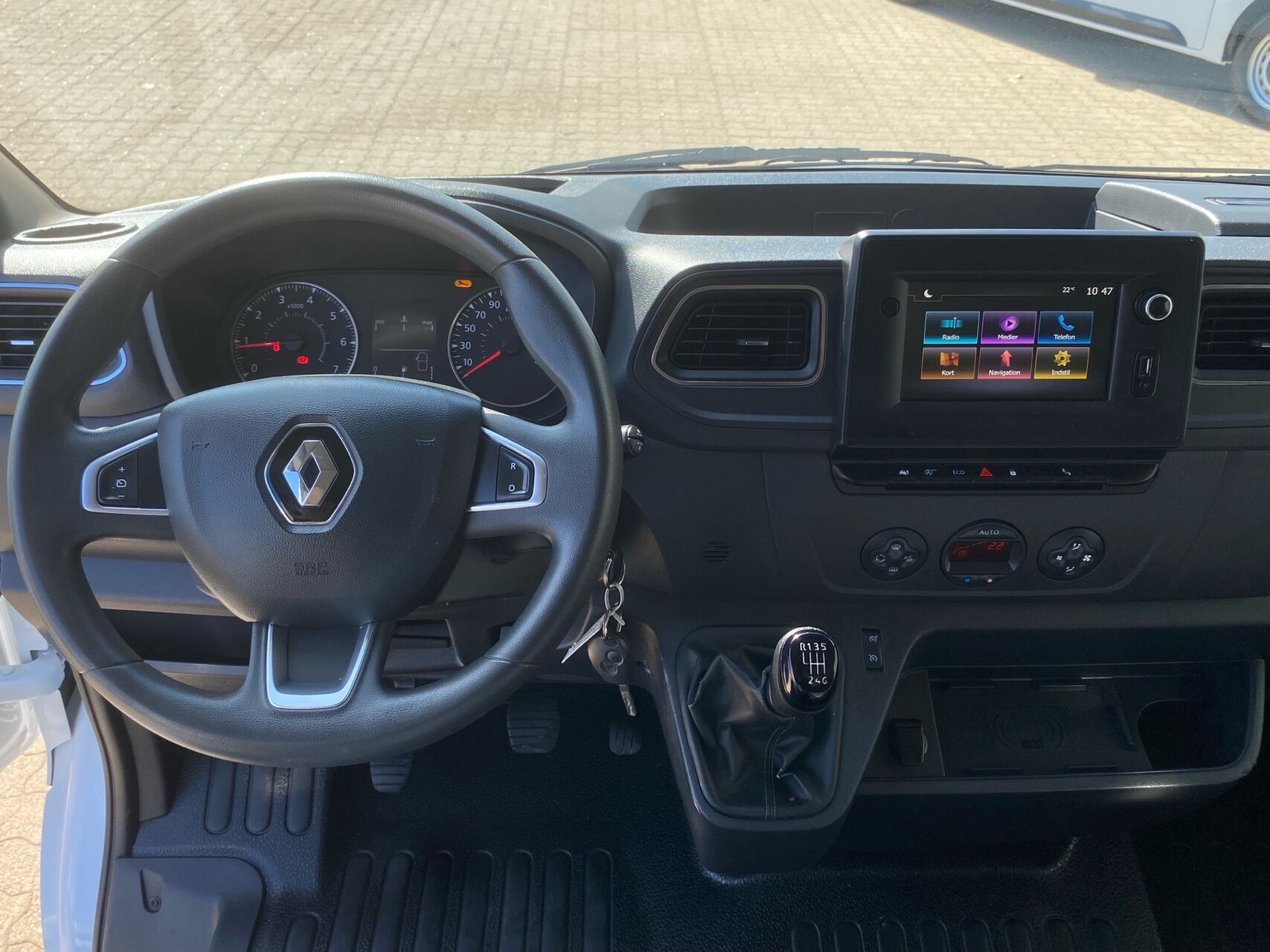Billede af Renault Master T33 L2H2 2,3 DCI TwinTurbo start/stop 150HK Van 6g