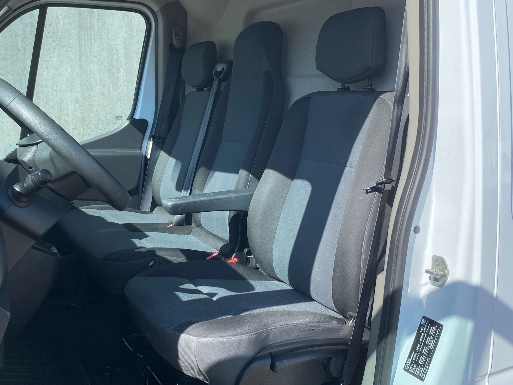 Billede af Renault Master T33 L2H2 2,3 DCI TwinTurbo start/stop 150HK Van 6g