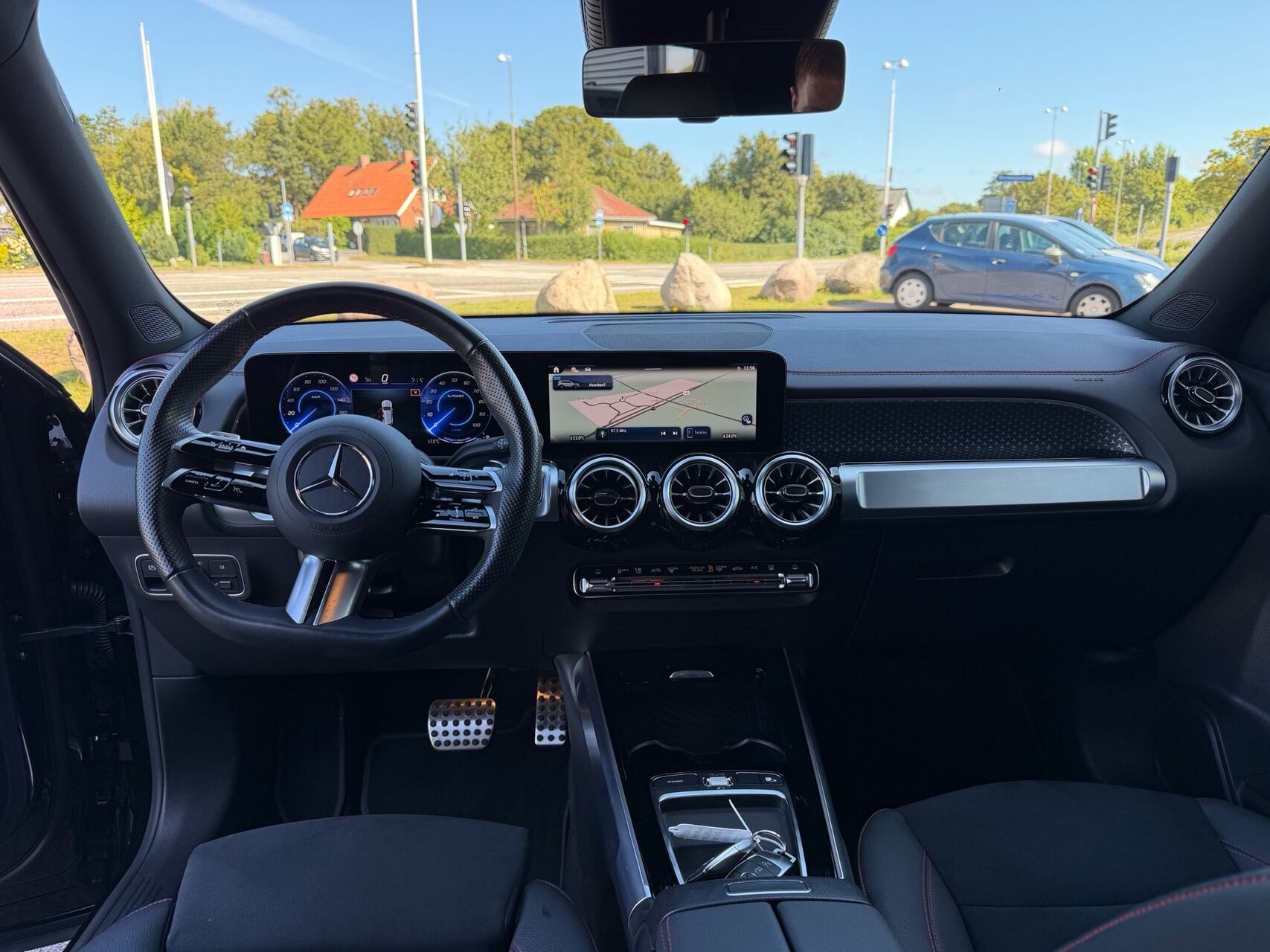 Billede af Mercedes-Benz EQB 250+ EL AMG Advance 190HK 5d Aut.