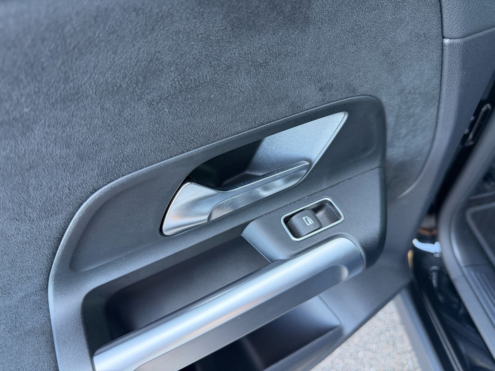 Billede af Mercedes-Benz EQB 250+ EL AMG Advance 190HK 5d Aut.