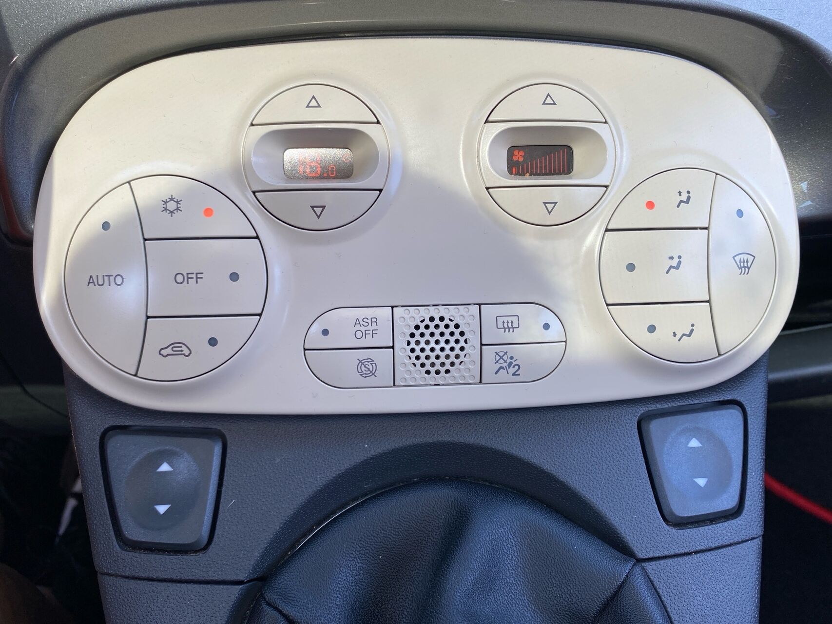 Billede af Fiat 500 0,9 TwinAir Turbo Lounge 80HK 3d