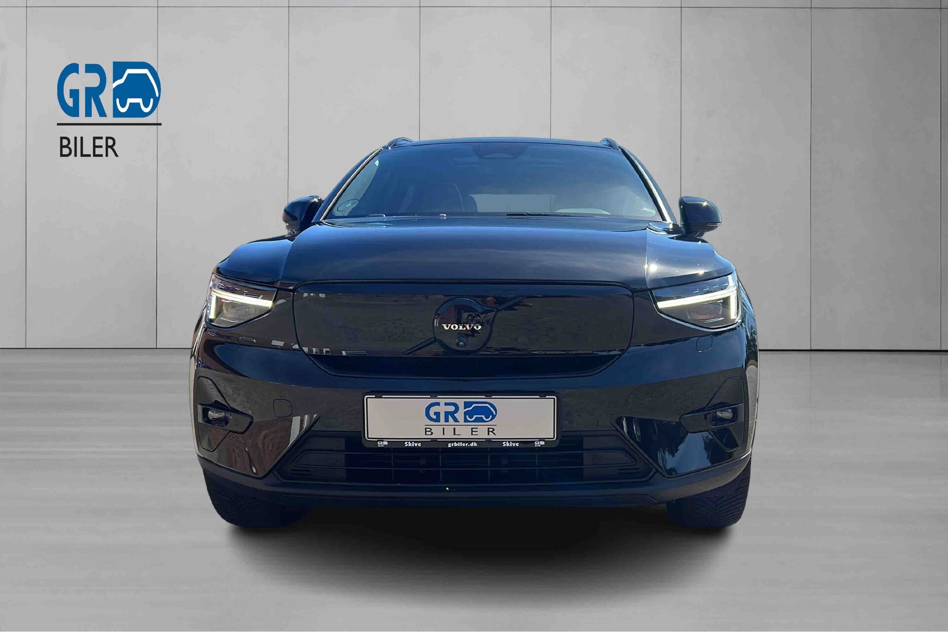 Billede af Volvo EX40 Single Motor Extended Range Black Edition 252HK 5d Aut.