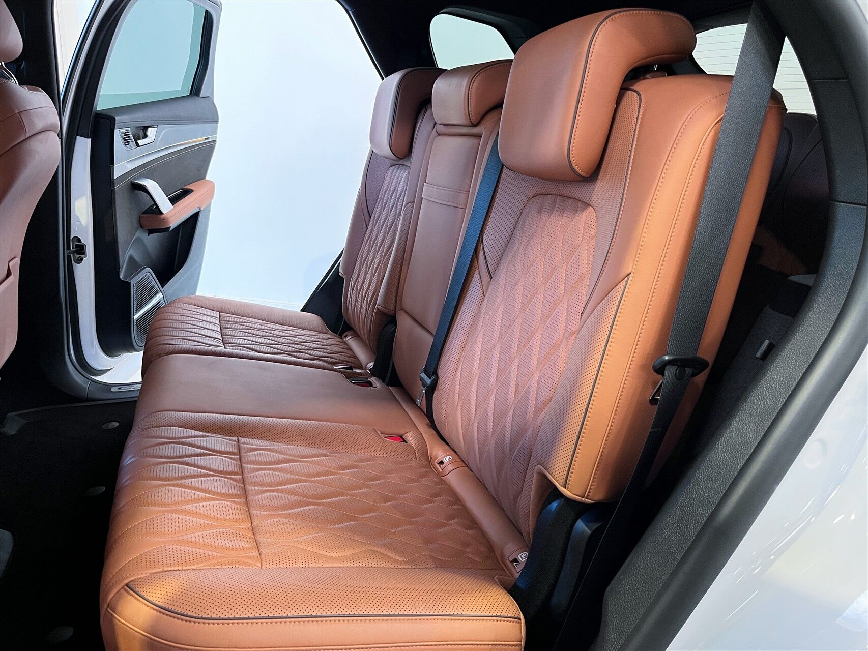 Billede af BYD Tang EL Flagship 7 Personers AWD 517HK 5d Aut. 