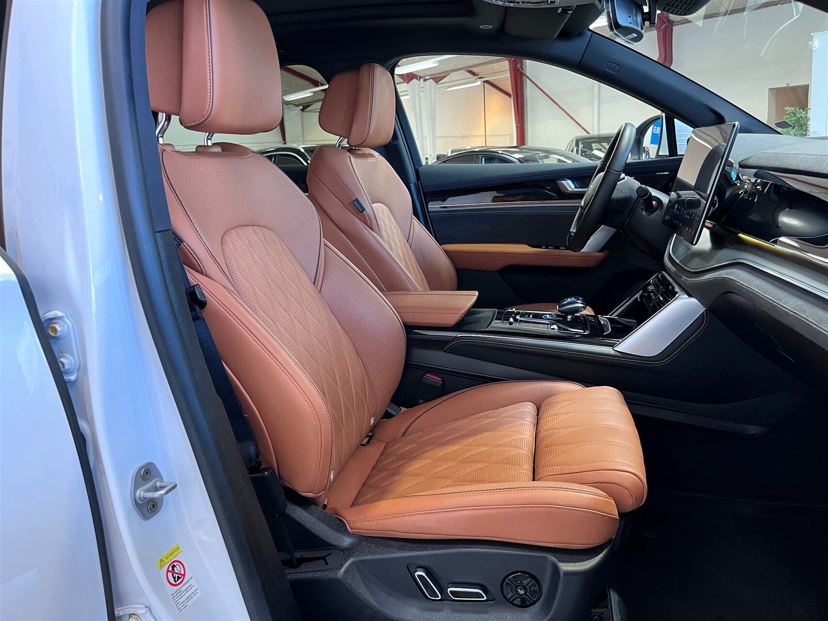 Billede af BYD Tang EL Flagship 7 Personers AWD 517HK 5d Aut. 