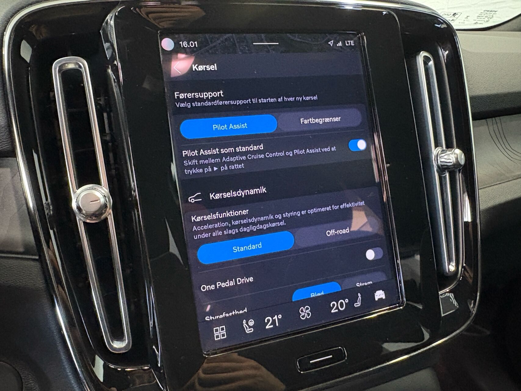 Billede af Volvo XC40 P6 Recharge Plus 231HK 5d Aut.
