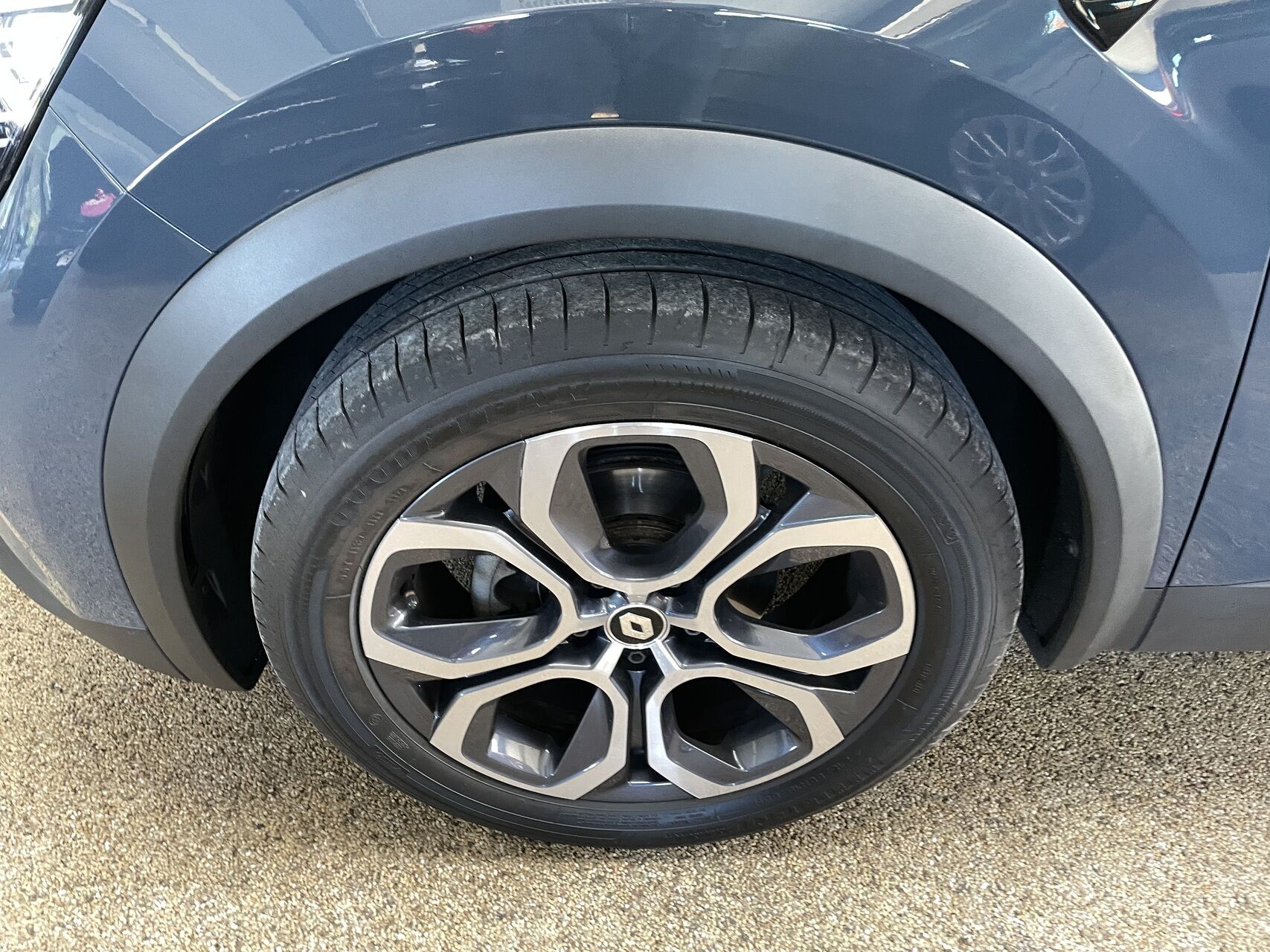 Billede af Renault Captur 1,3 TCE  Mild hybrid Techno EDC 140HK 5d 7g Aut.
