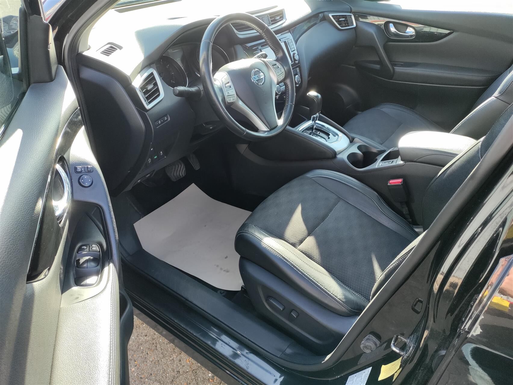 Billede af Nissan Qashqai 1,2 Dig-T Tekna 4X2 X-Tronic 115HK 5d 6g Aut.