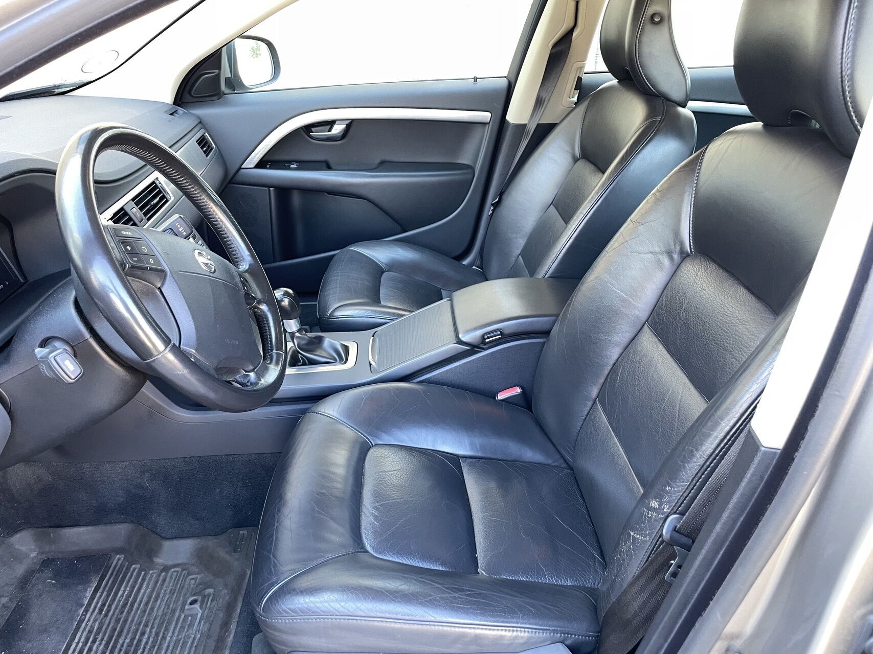 Billede af Volvo V70 2,0 Momentum 145HK Stc