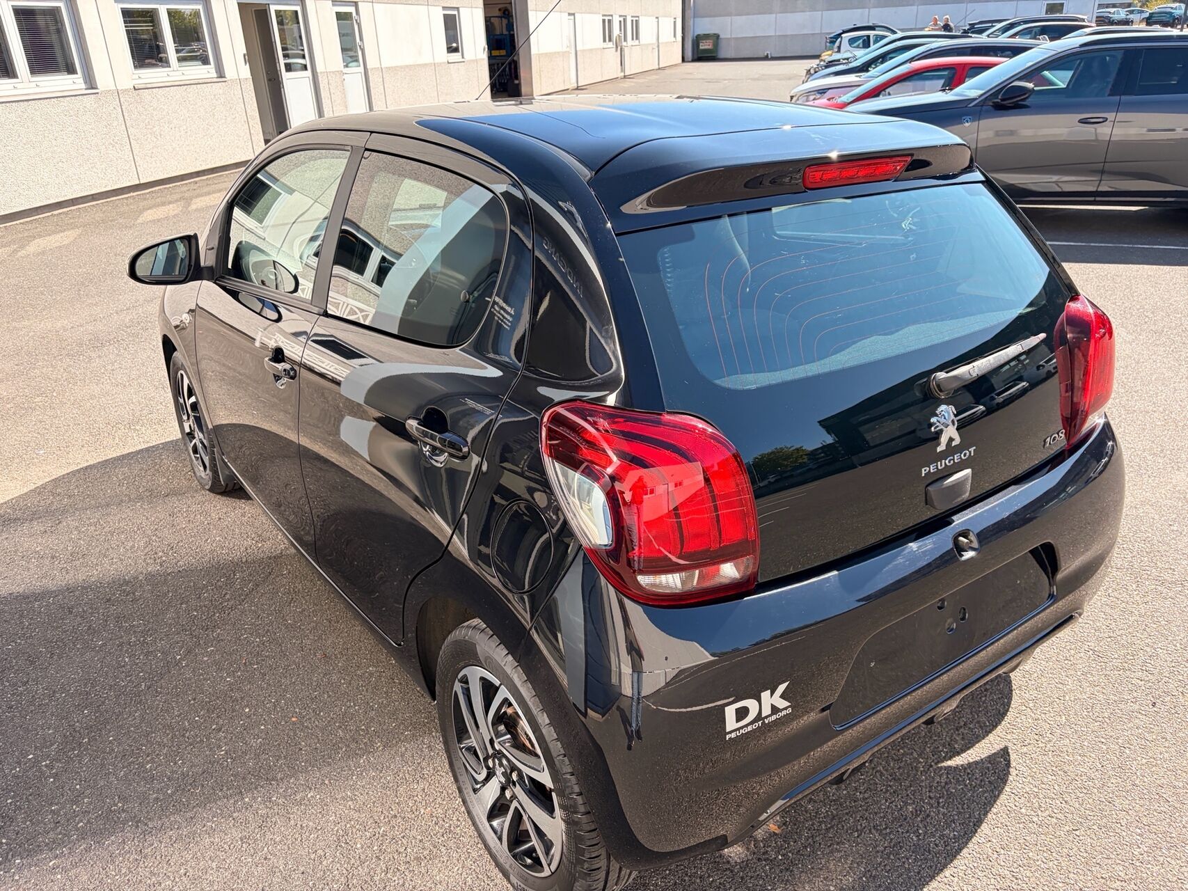 Billede af Peugeot 108 1,0 e-Vti Infinity M 72HK 5d