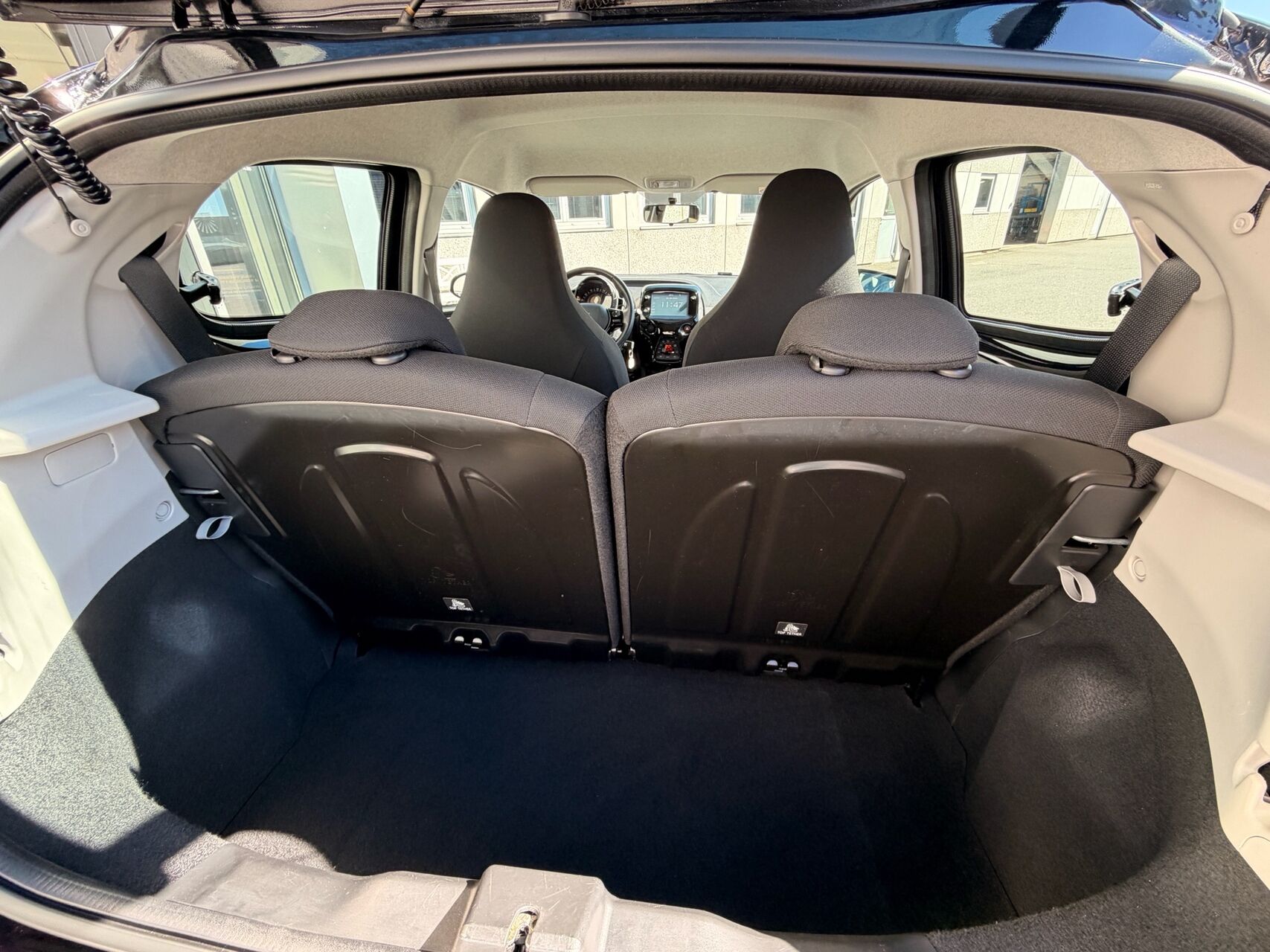 Billede af Peugeot 108 1,0 e-Vti Infinity M 72HK 5d