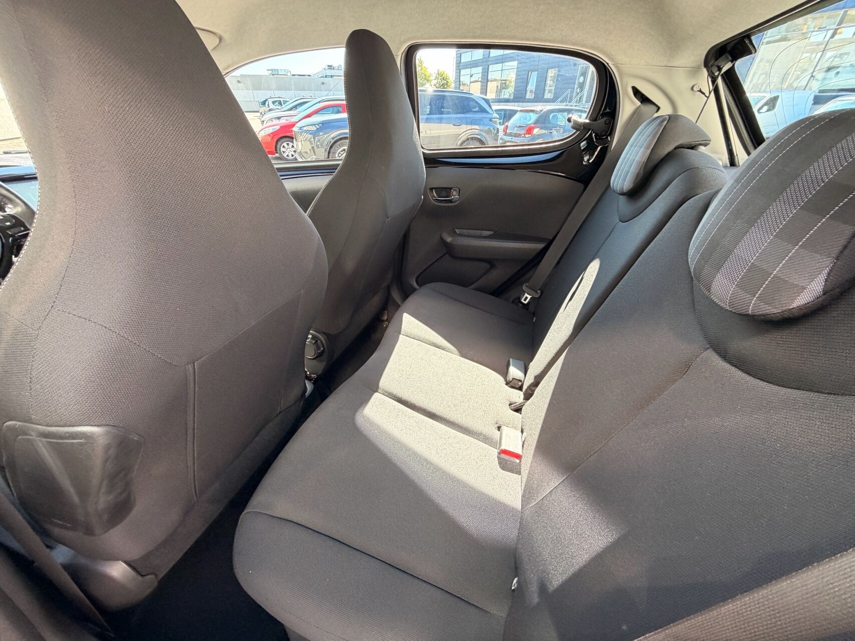 Billede af Peugeot 108 1,0 e-Vti Infinity M 72HK 5d