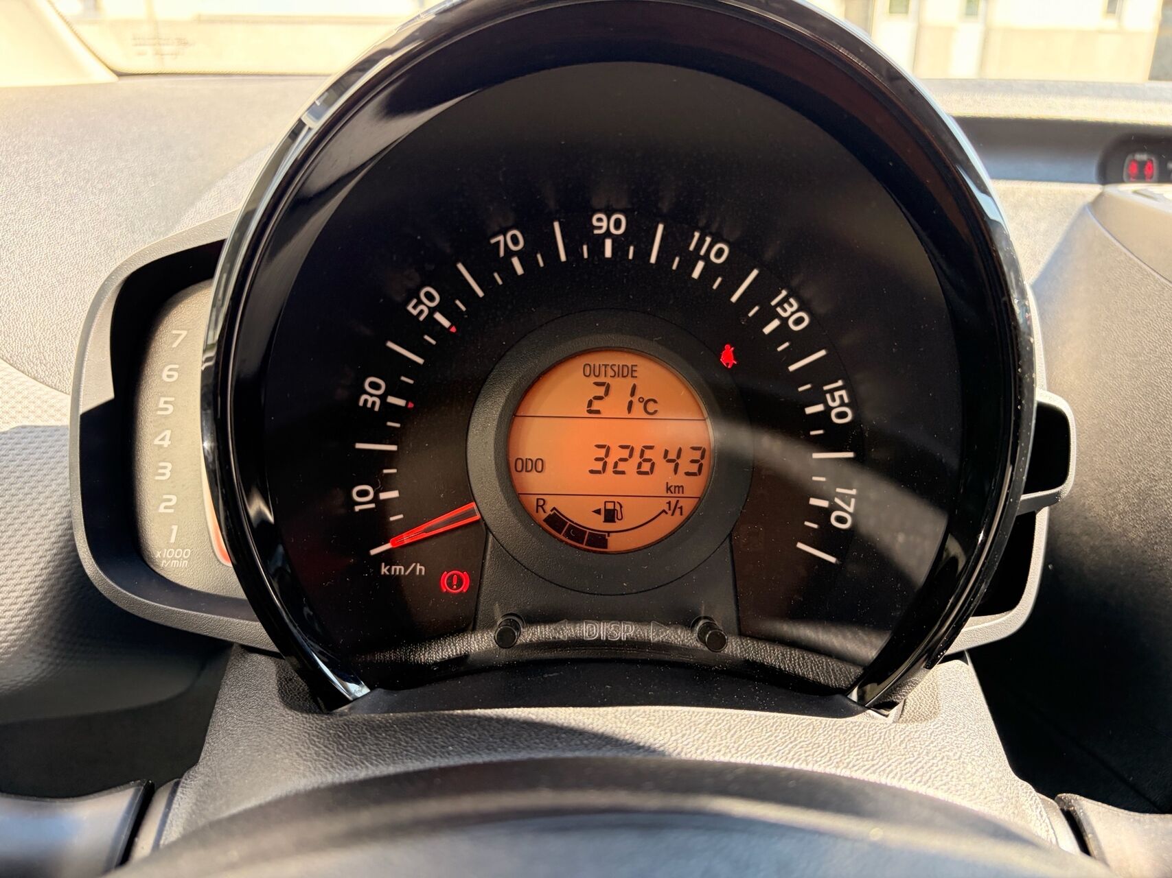 Billede af Peugeot 108 1,0 e-Vti Infinity M 72HK 5d