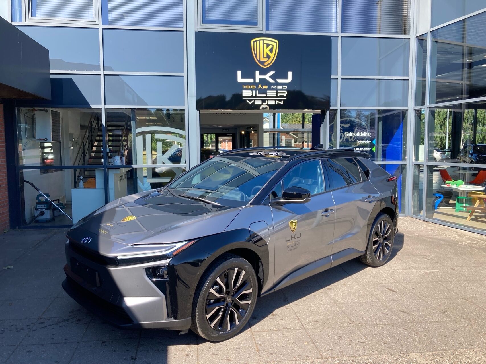 Billede af Toyota bZ4X EL Executive Panorama Bitone AWD 343HK 5d Aut.