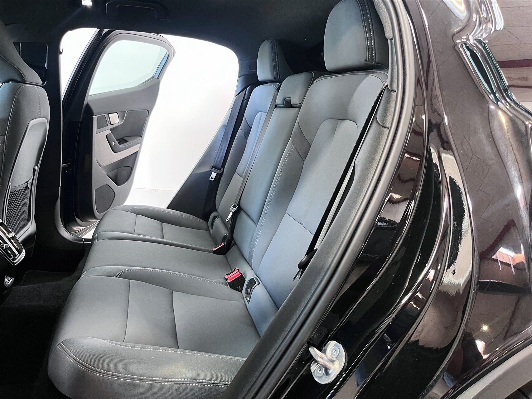 Billede af Polestar 2 EL Long range Single motor Plus 231HK 5d Aut.